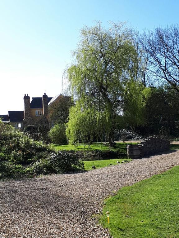 Glyndwr Vineyard Hotel Cowbridge Kültér fotó