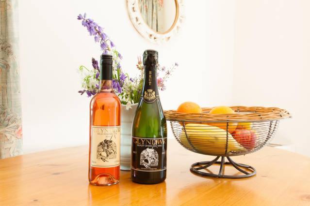Glyndwr Vineyard Hotel Cowbridge Kültér fotó